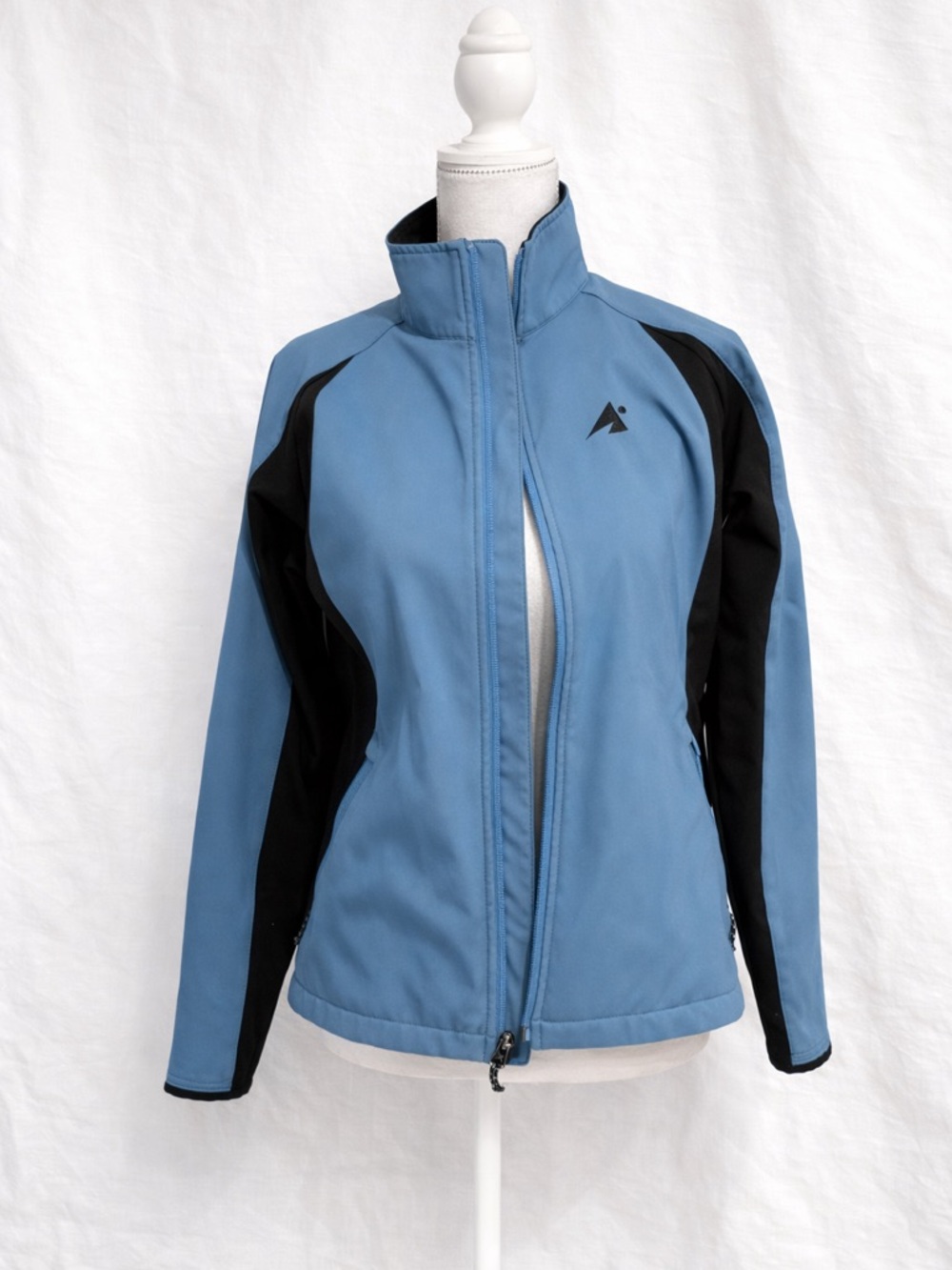 Eastern Mountain Sports Blue & Black Performance Jacket